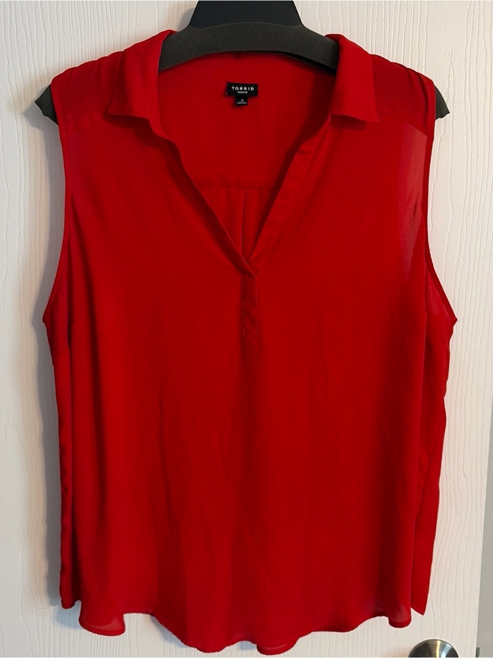 torrid Red Sleeveless V-Neck Collared Camisole